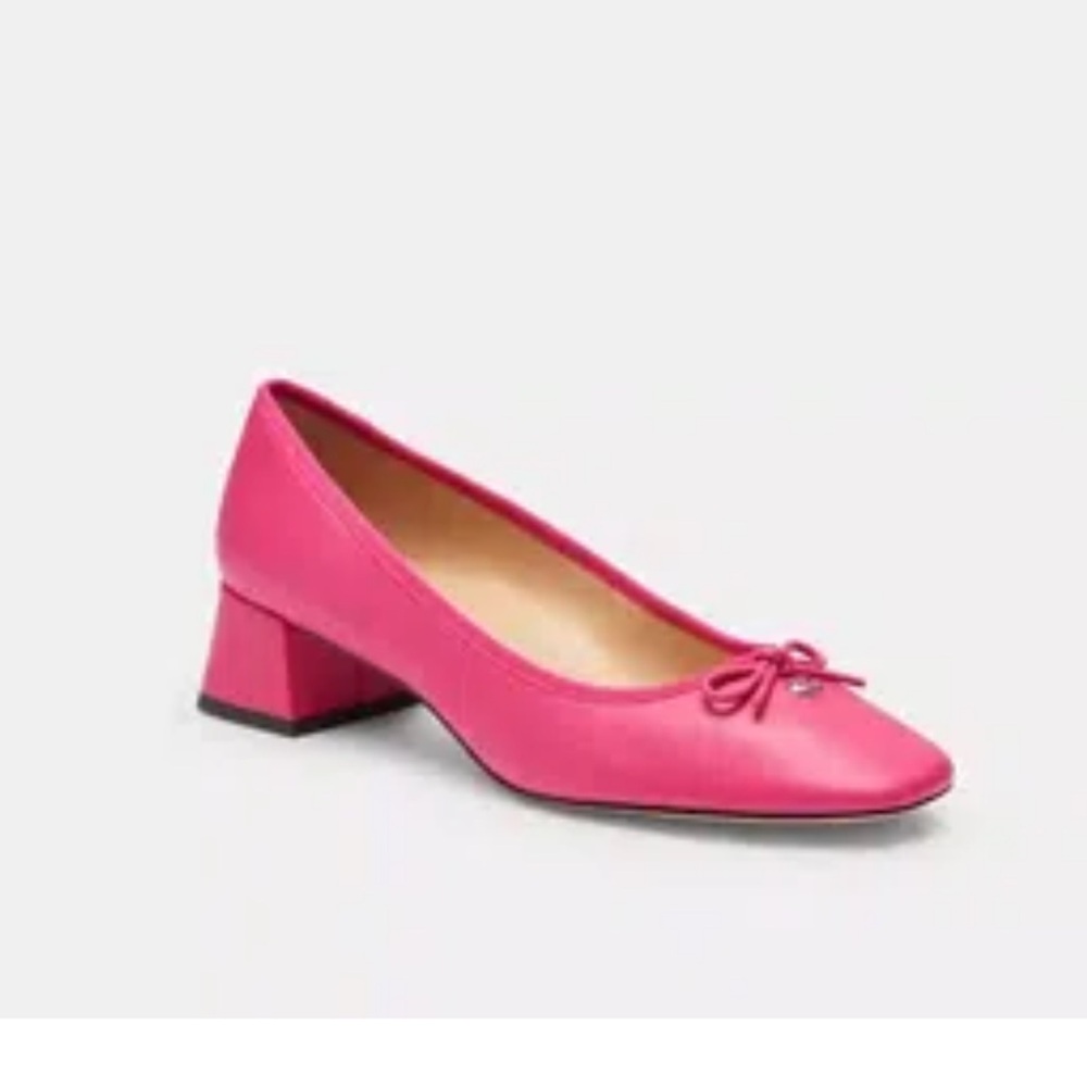 COACH Ava Ballet Pump in Dragonfruit